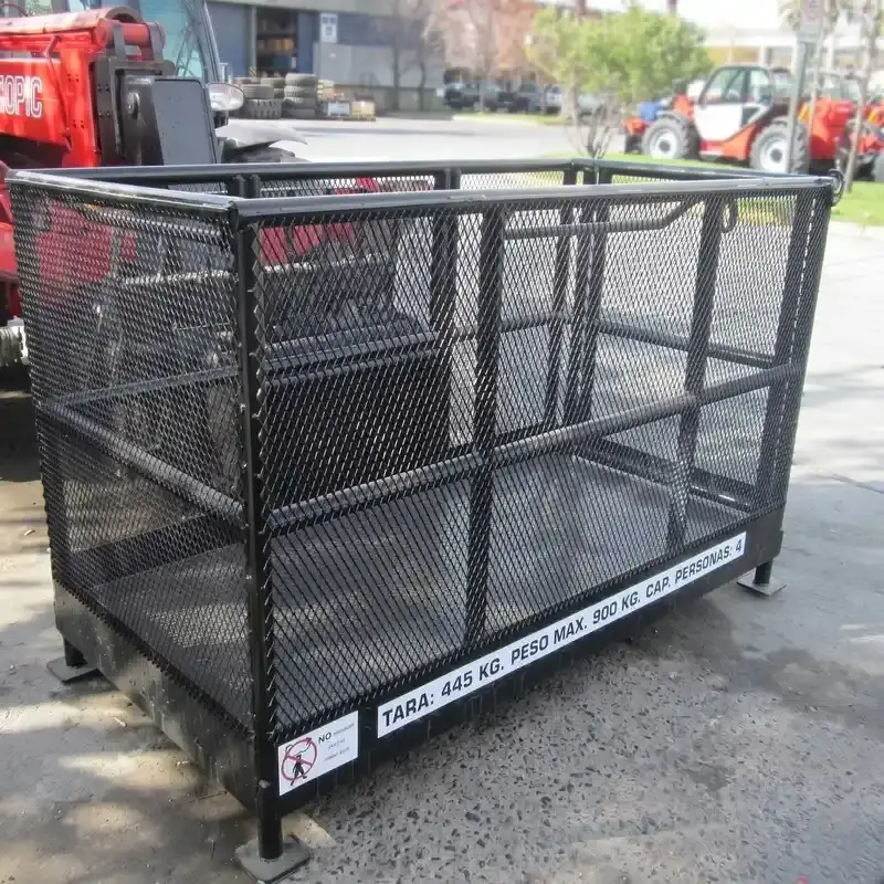 Arriendo de Canastillo Manipulador Manitou con capacidad de carga de 9000 KG en SK Rental con cobertura nacional.